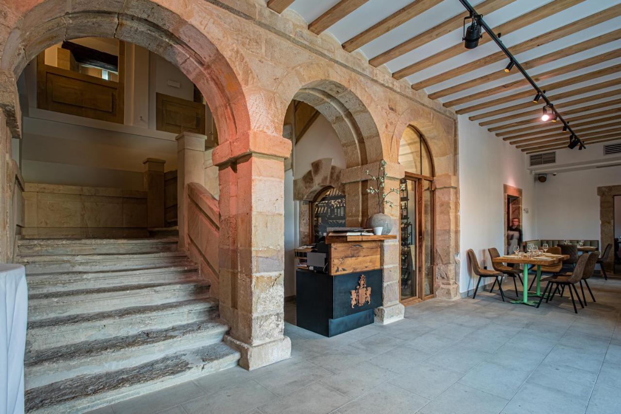 Palacio De Los Acevedo 霍兹纳约 外观 照片